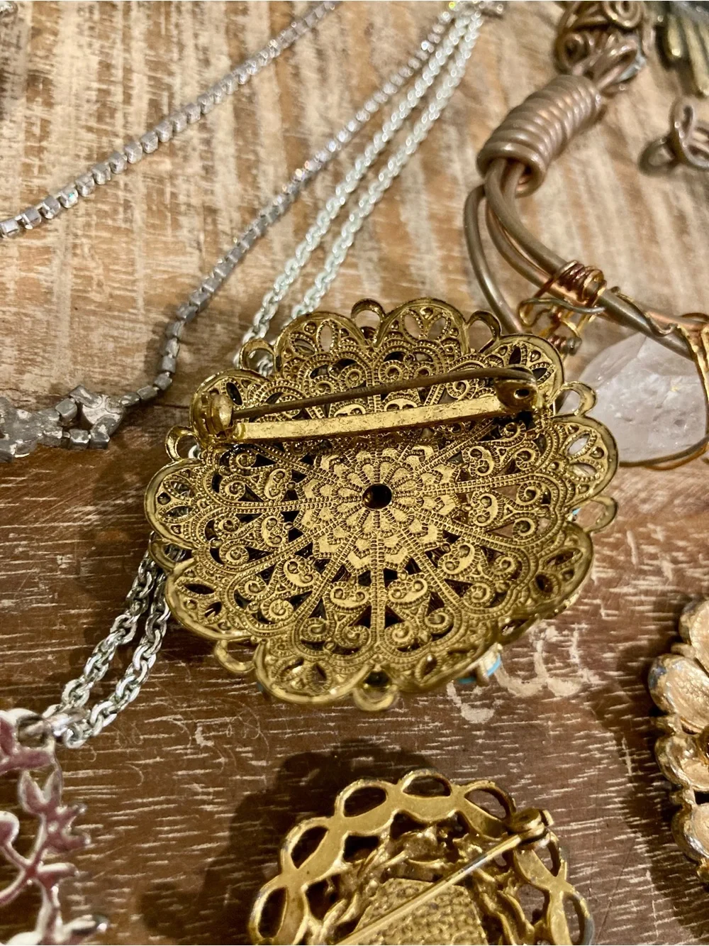 Broken Junk Jewelry Lot for Crafting - Picture 16 of 16